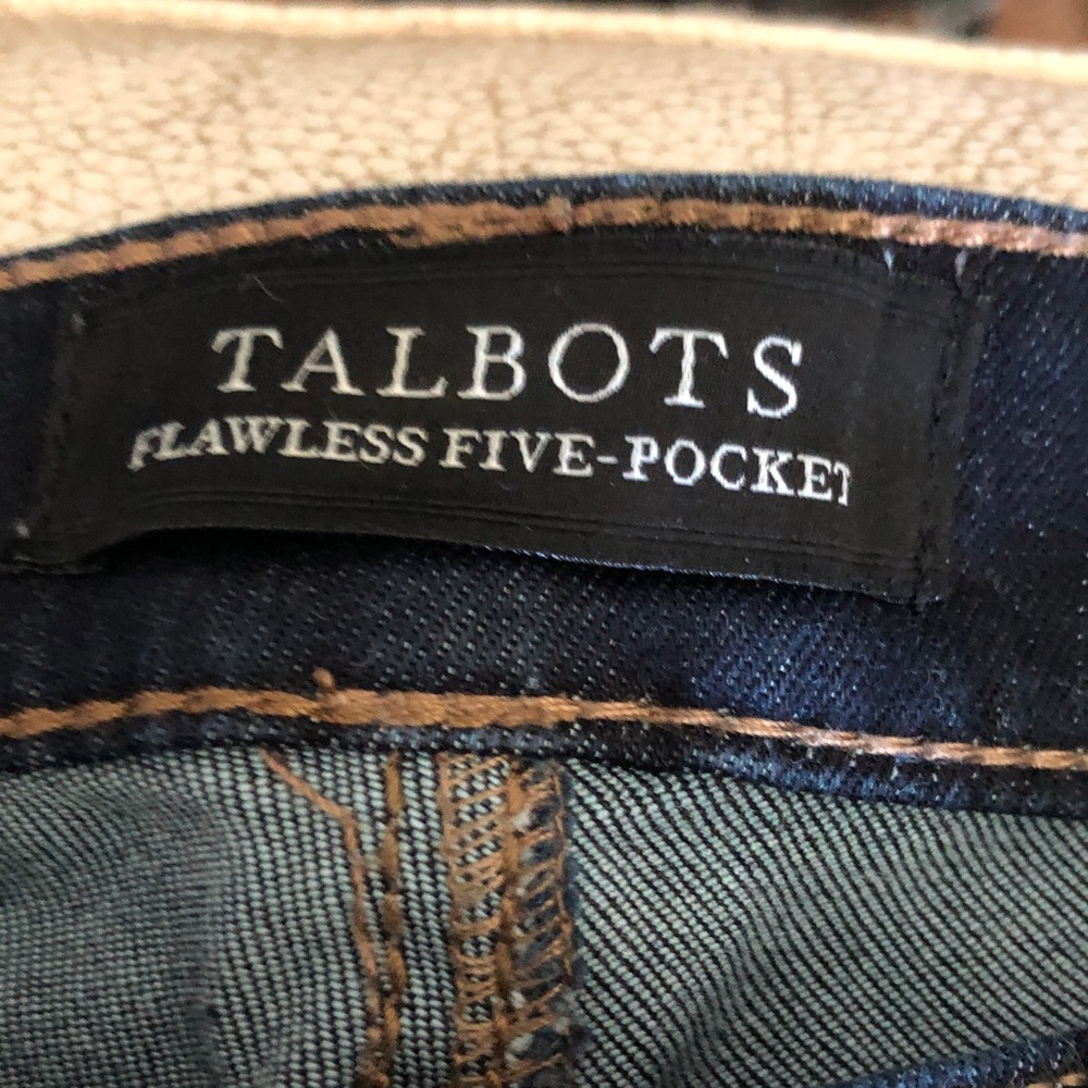 Talbots NWOT size 4, dark denim CURVY straight leg jeans - Picture 3 of 7